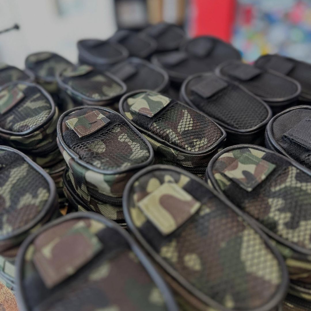 Fingerboard taske til 2 skateboards - sort eller camouflage farve